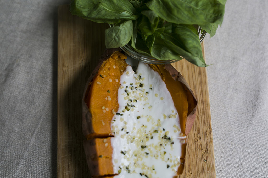 Baked_sweet_potato_with_coconut_nathalie's_cuisine_2